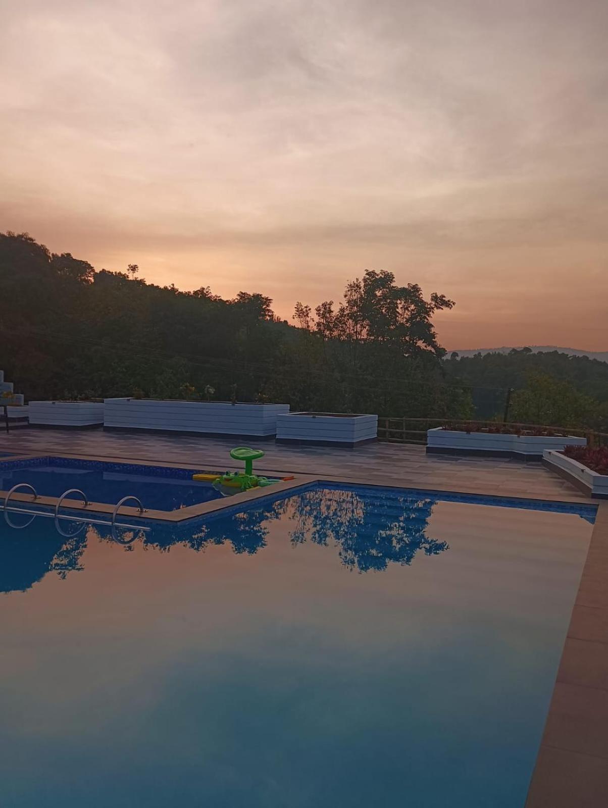 The Arcadia Resort - Umroi Shillong Extérieur photo